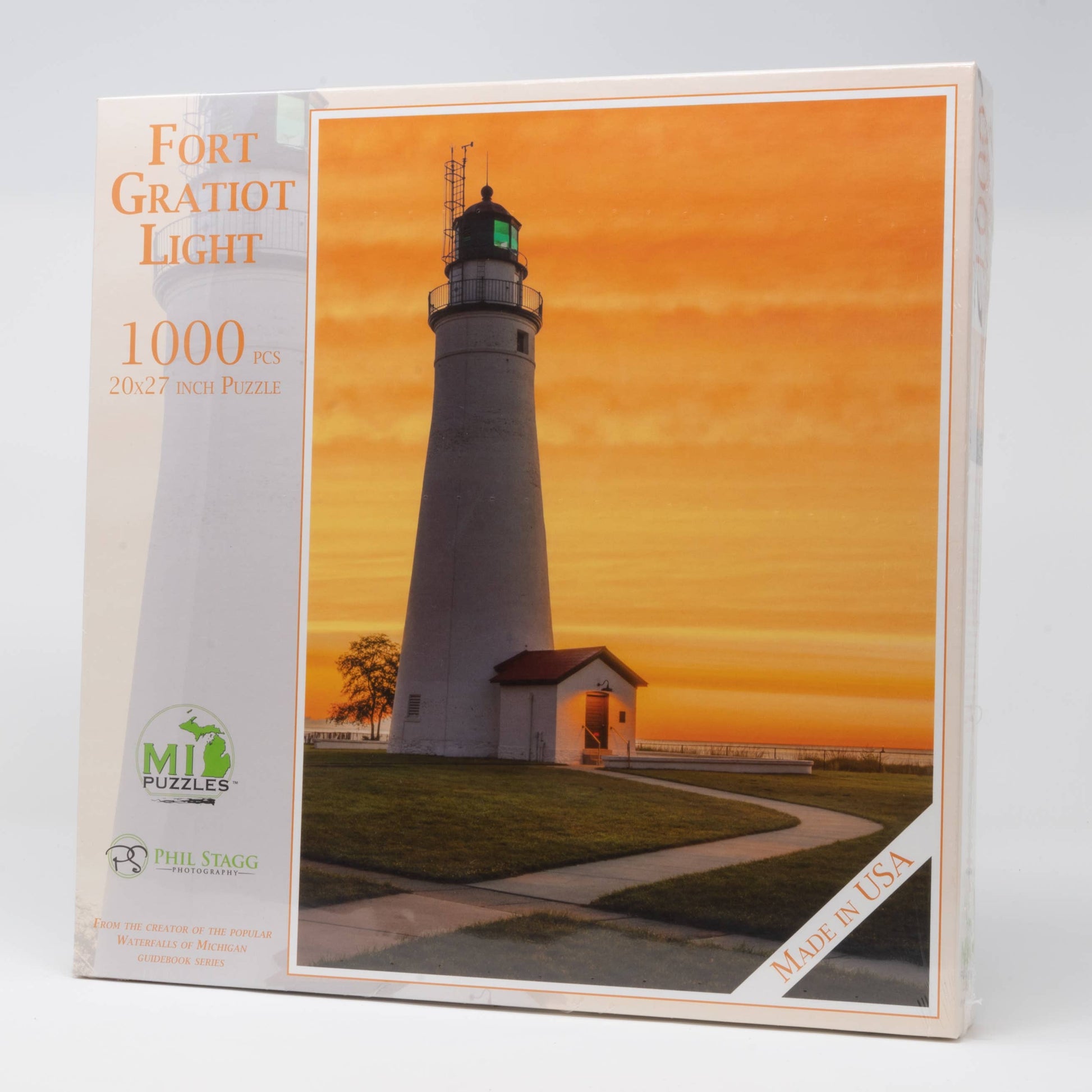 Fort Gratiot Light - 1000 Piece Michigan Puzzle