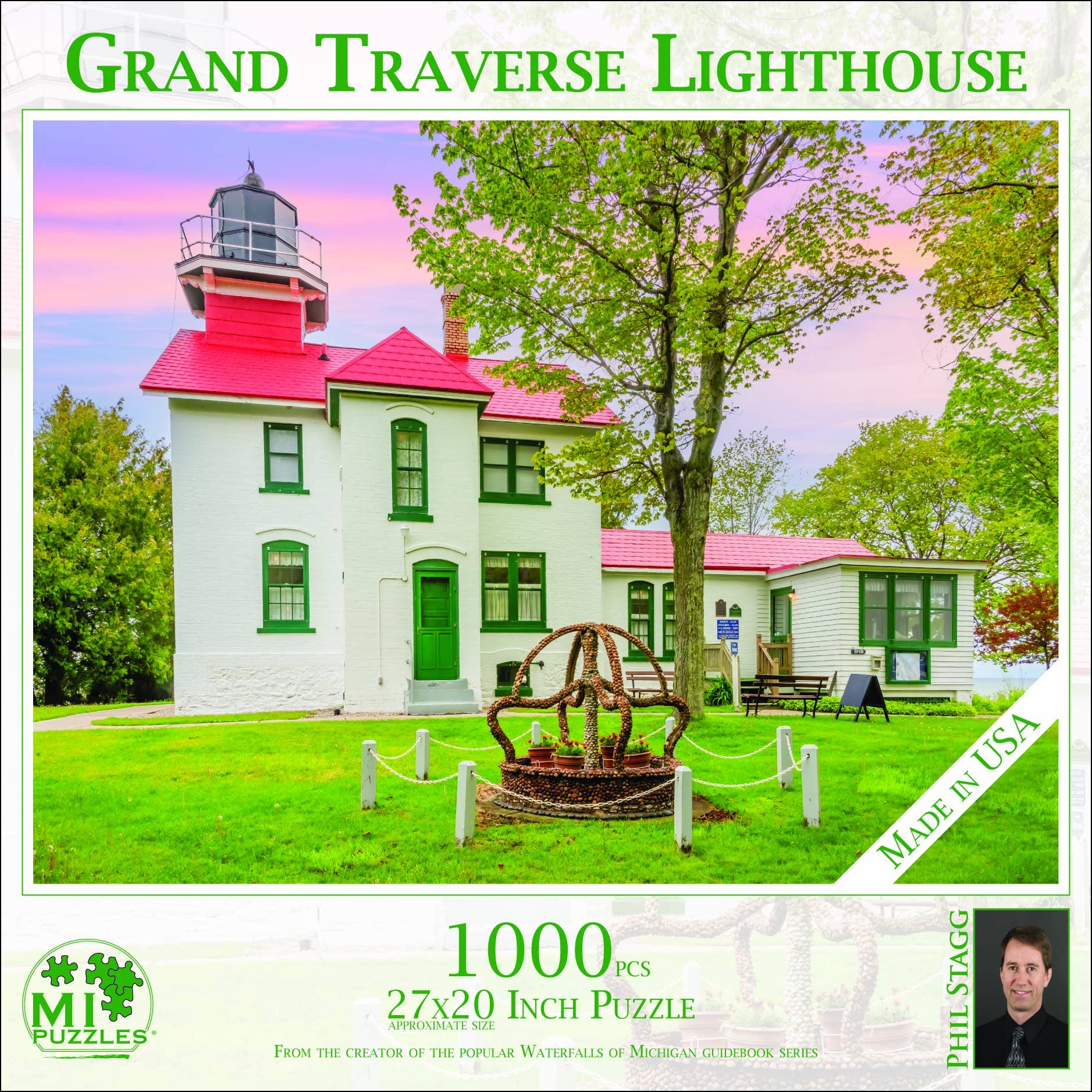 Image of Grand Traverse Lighthouse (NEW DESIGN) - 1000 Piece Puzzle