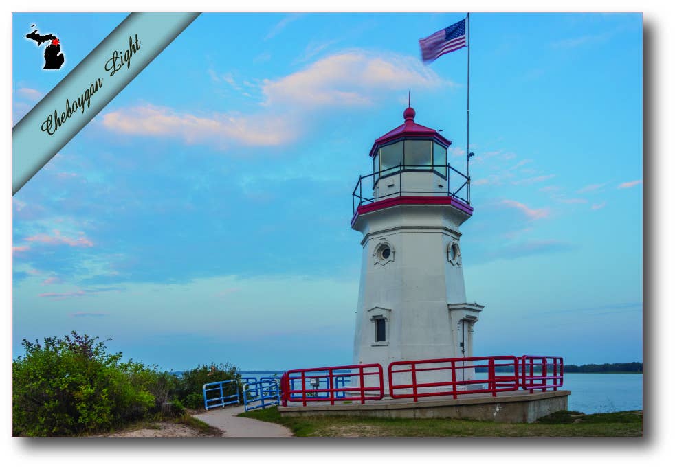 CHEYBOYGAN LIGHT - Michigan Postcard
