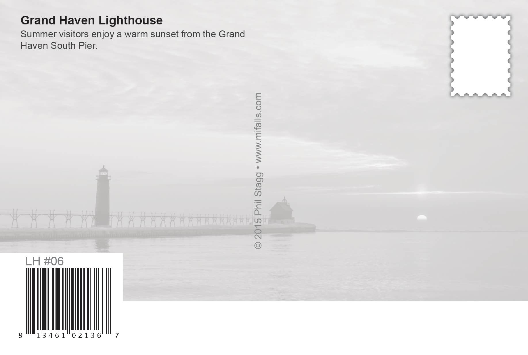 GRAND HAVEN LIGHTHOUSE - Michigan Postcard