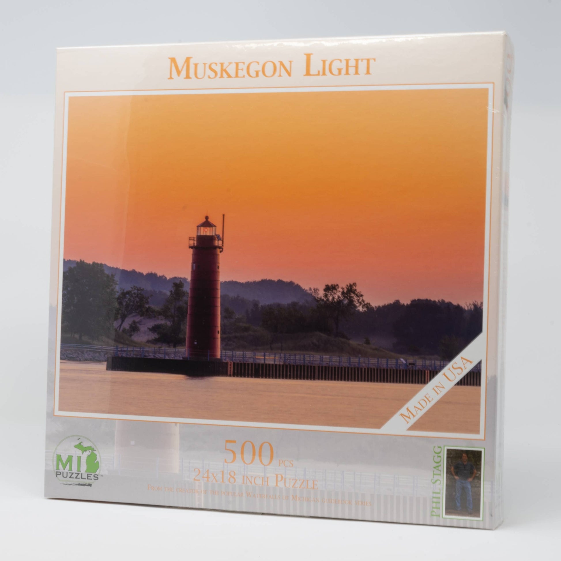 Muskegon Light - 500 Piece Puzzle