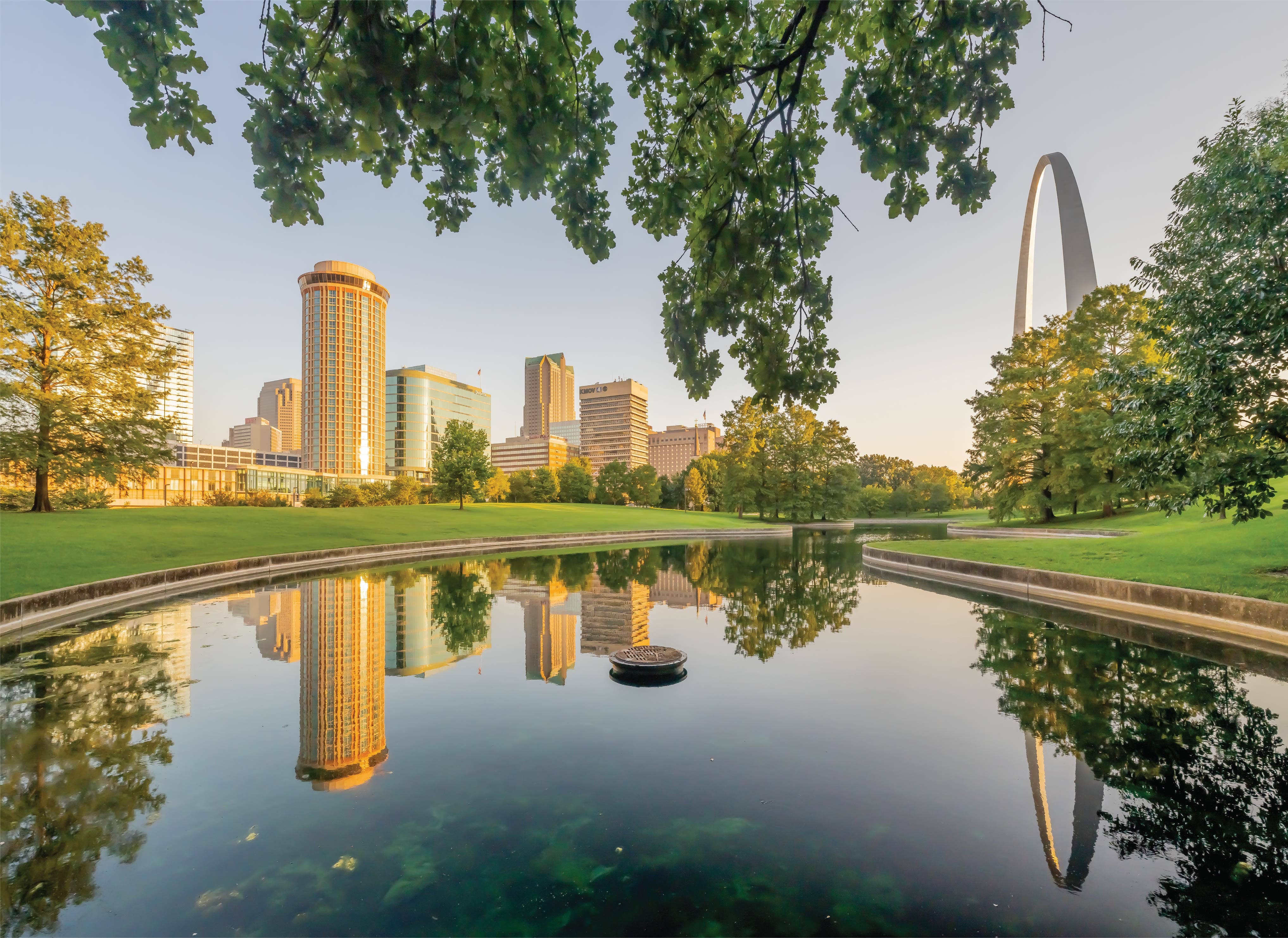 Image of Gateway Arch - St. Louis - 1000 Piece Missouri Puzzle
