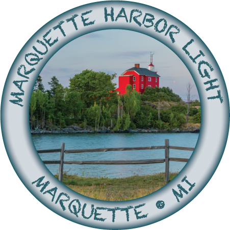 Image of MARQUETTE HARBOR LIGHT | 3