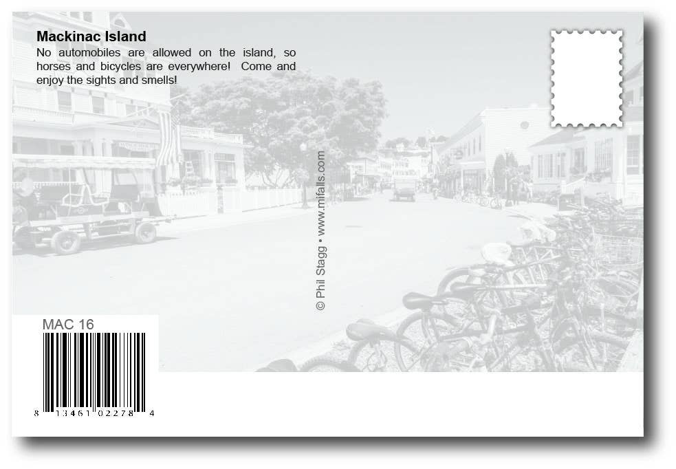 MACKINAC ISLAND - DOWNTOWN - Michigan Postcard