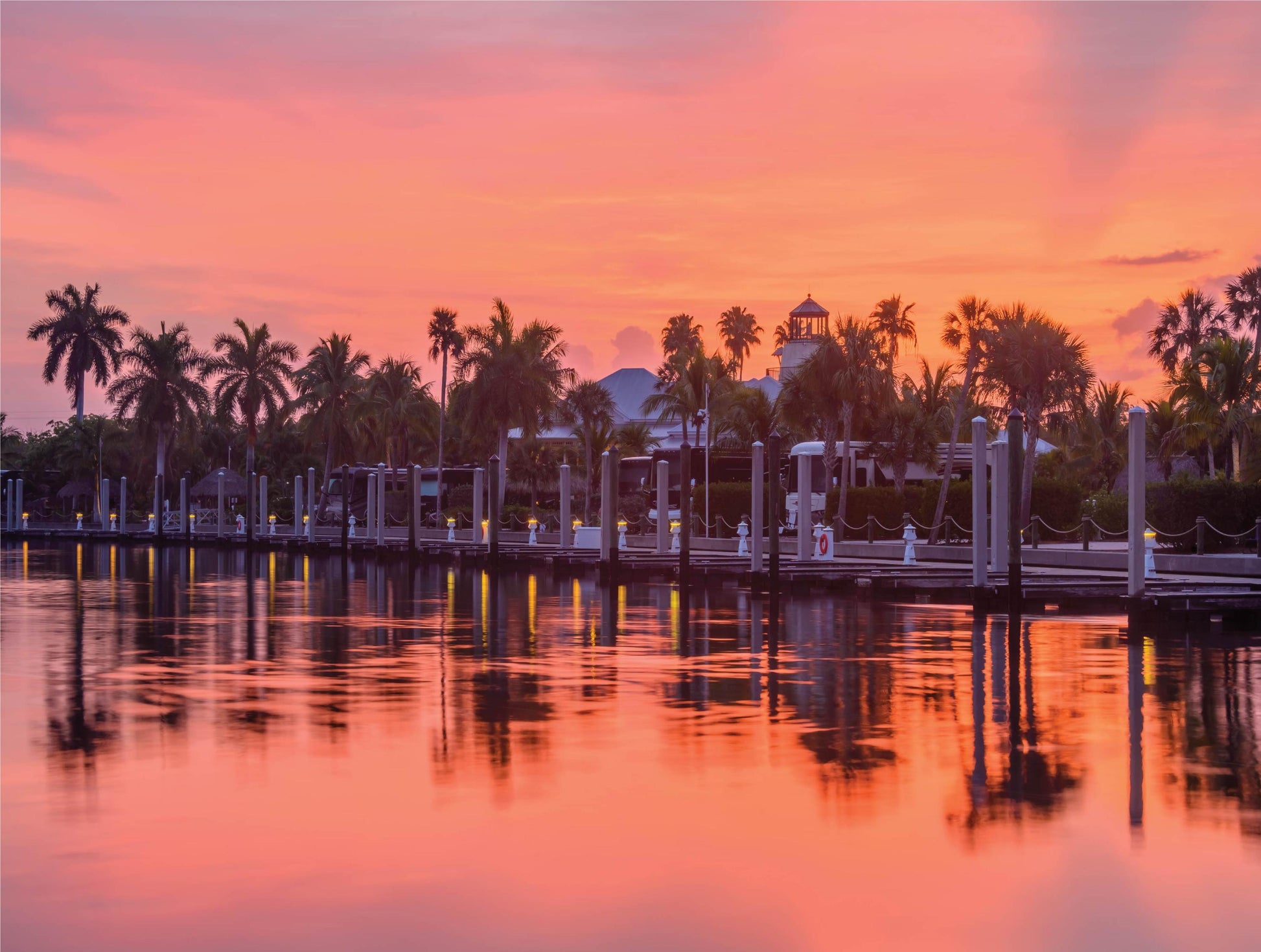 Everglades City - 500 Piece Jigsaw Puzzle - MI Puzzles by Phil Stagg Photography
